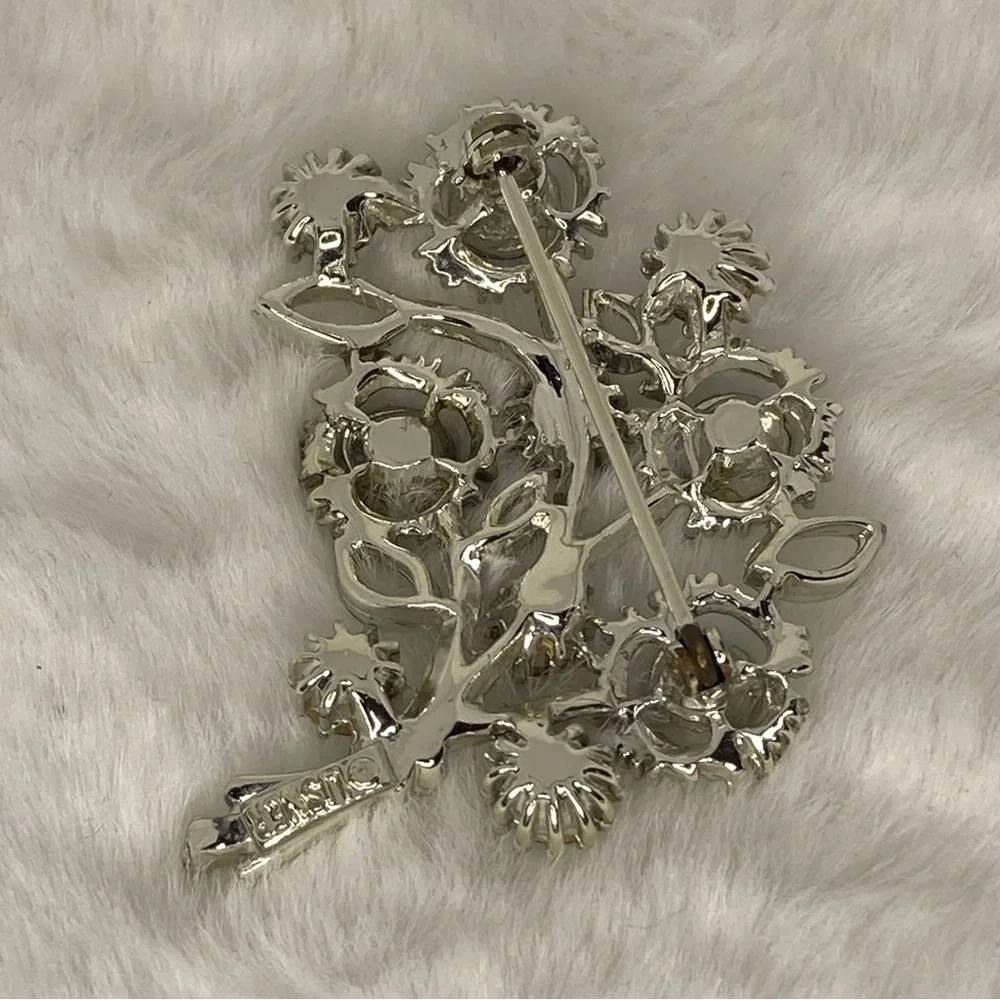 LISNER BLUE FLOWER BROOCH - Picture 2 of 4